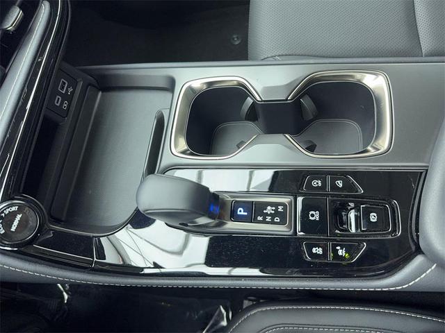 Photo of 2022 Atomic Silver Lexus NX 350