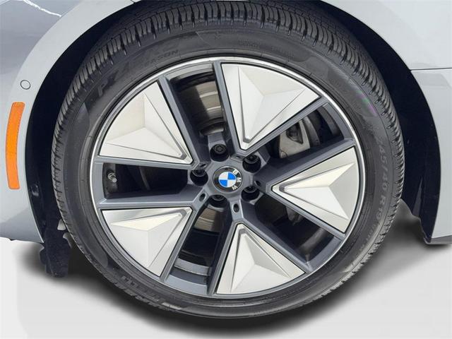 Photo of 2025 Skyscraper Grey Metallic BMW i4 Gran Coupe