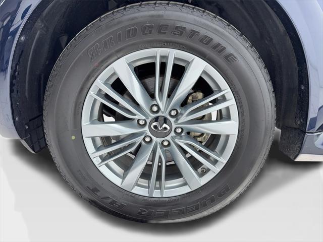 Photo of 2024 Hermosa Blue INFINITI QX80