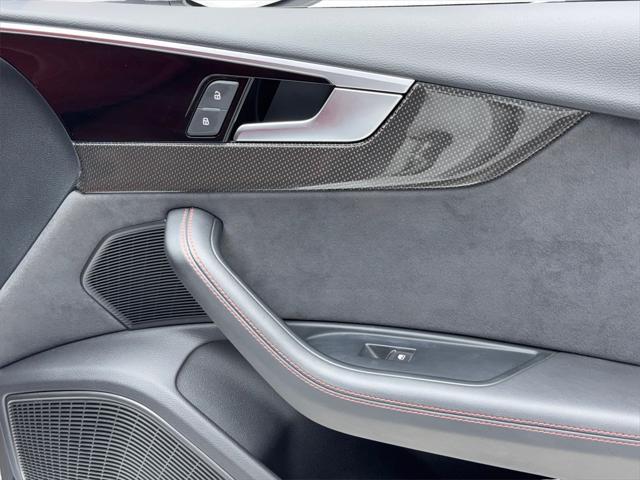 Photo of 2023 Ibis White Audi S5
