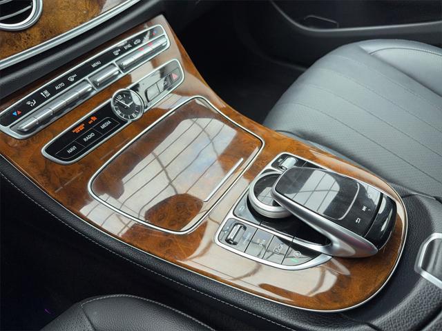 Photo of 2020 Black Mercedes-Benz E-Class
