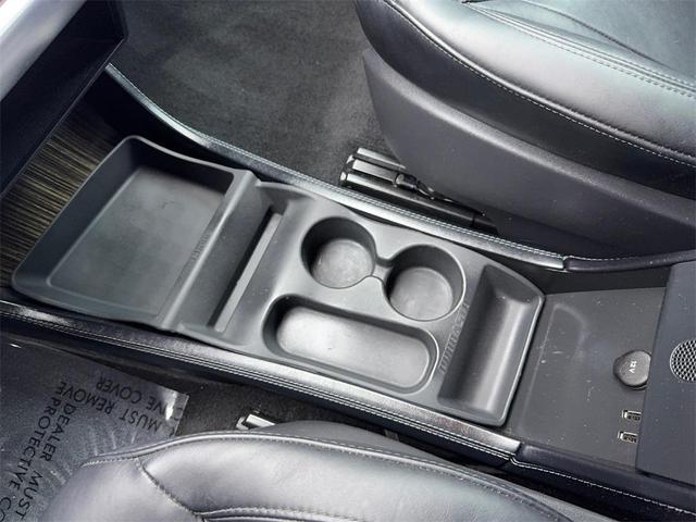 Photo of 2016 Titanium Metallic Tesla Model S