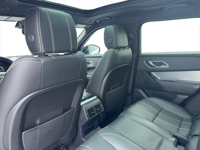Photo of 2021 White Land Rover Range Rover Velar