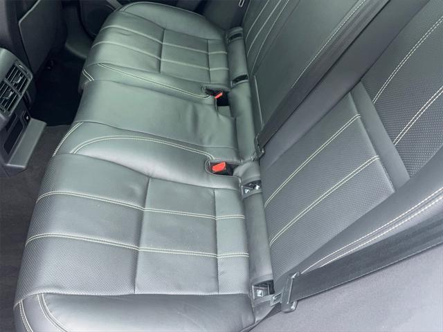 Photo of 2021 White Land Rover Range Rover Velar