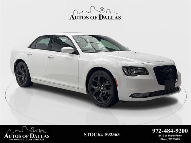 2021 Chrysler 300