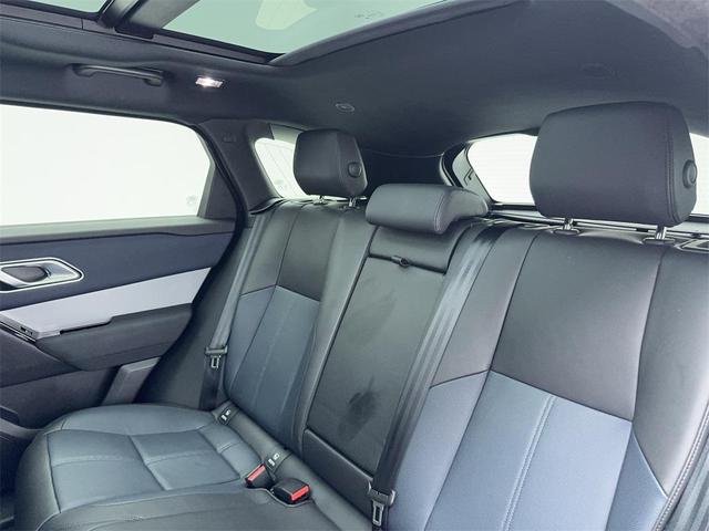 Photo of 2025 White Land Rover Range Rover Velar