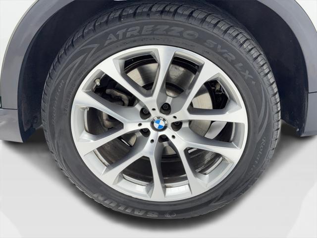 Photo of 2024 White BMW X5