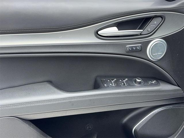 Photo of 2022 Alfa White Alfa Romeo Stelvio