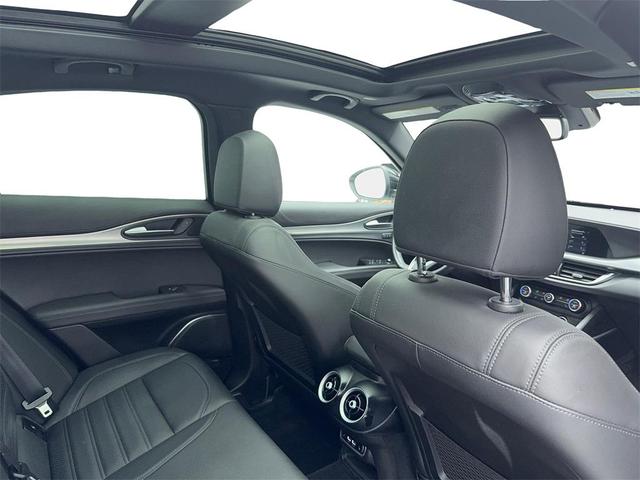 Photo of 2022 Alfa White Alfa Romeo Stelvio