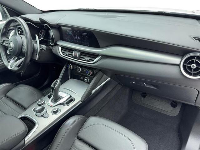 Photo of 2022 Alfa White Alfa Romeo Stelvio