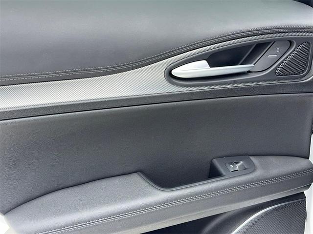 Photo of 2022 Alfa White Alfa Romeo Stelvio