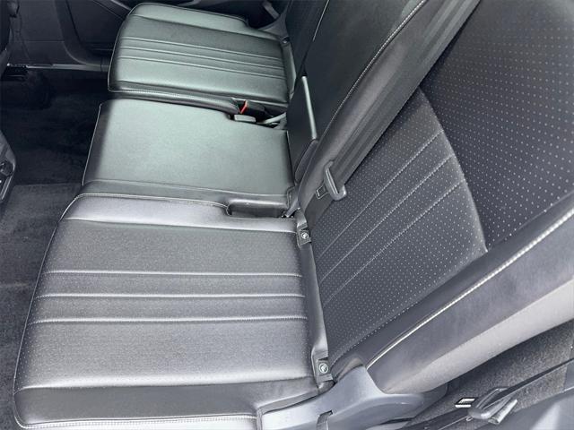 Photo of 2024 Pure White Volkswagen Tiguan