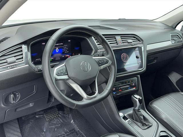 Photo of 2024 Pure White Volkswagen Tiguan