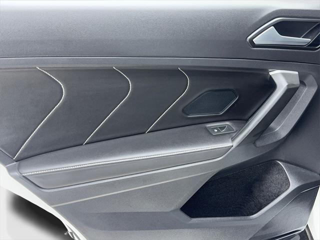 Photo of 2024 Pure White Volkswagen Tiguan