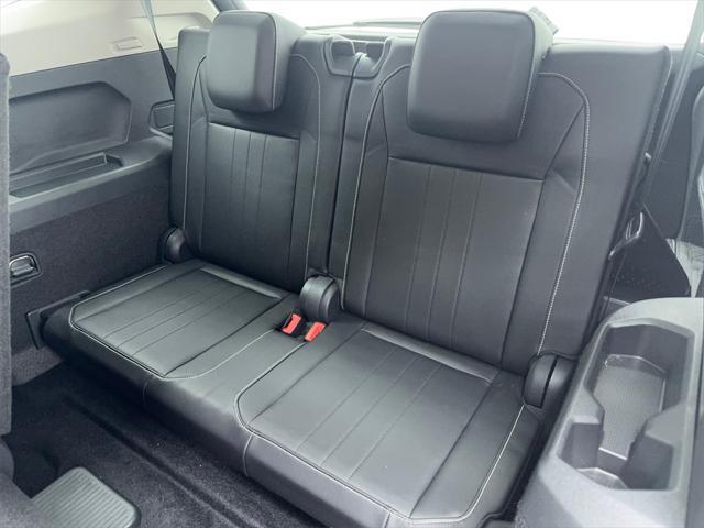 Photo of 2024 Pure White Volkswagen Tiguan