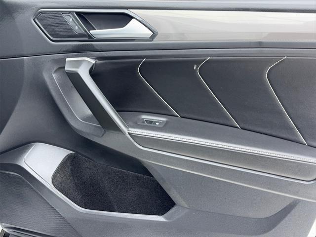Photo of 2024 Pure White Volkswagen Tiguan