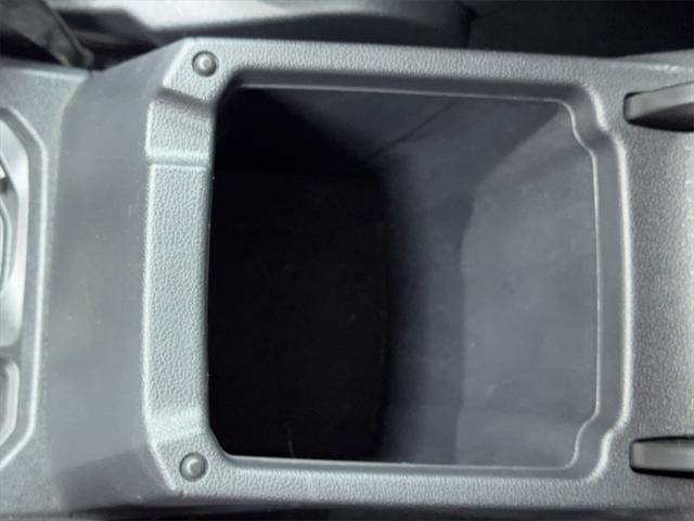 Photo of 2024 Pure White Volkswagen Tiguan