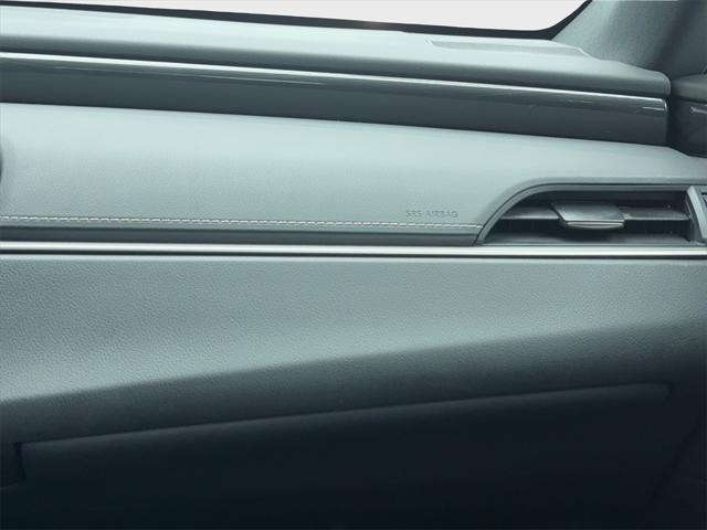 Photo of 2024 Iridium Lexus ES 350