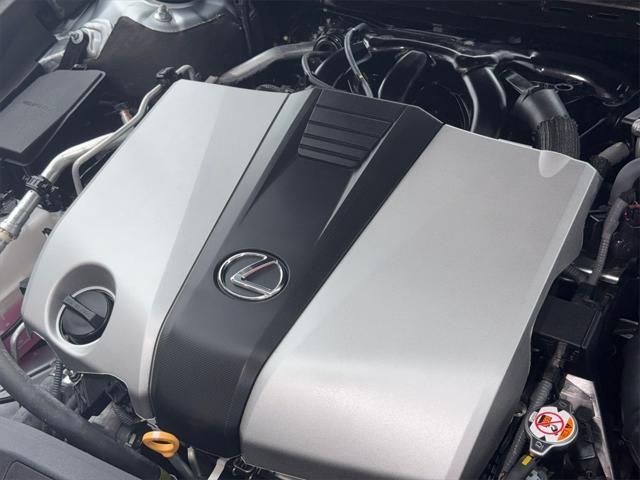 Photo of 2024 Iridium Lexus ES 350