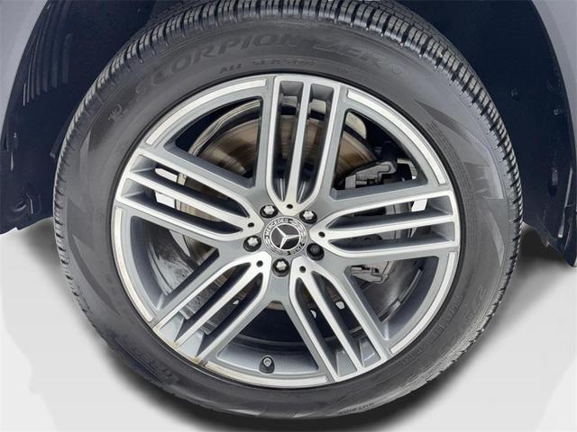 Photo of 2025 Black Mercedes-Benz GLS 450