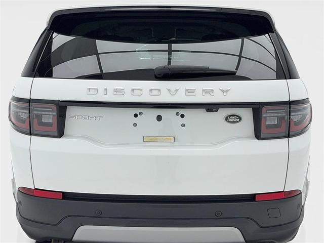 Photo of 2022 Fuji White Land Rover Discovery Sport