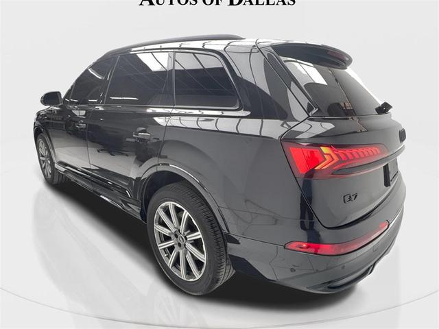 Photo of 2023 Black Metallic Audi Q7