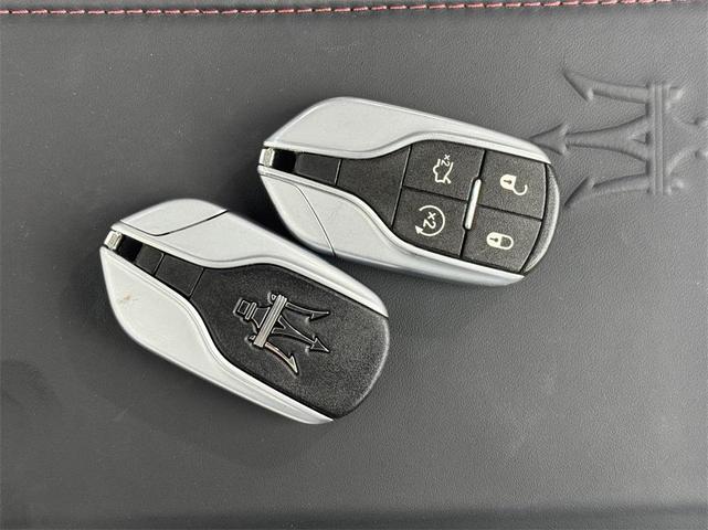 Photo of 2020 Bianco Maserati Levante
