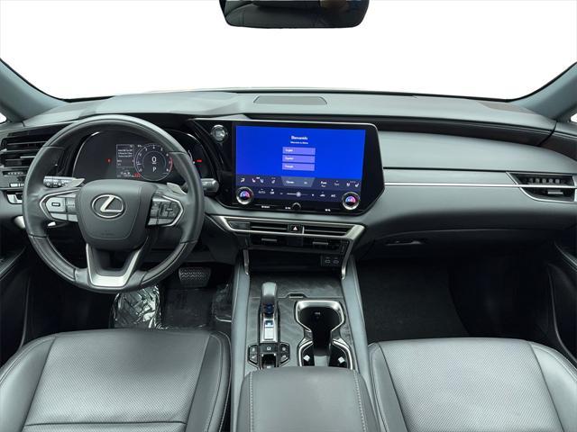 Photo of 2023 Iridium Lexus RX 350