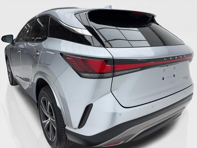 Photo of 2023 Iridium Lexus RX 350