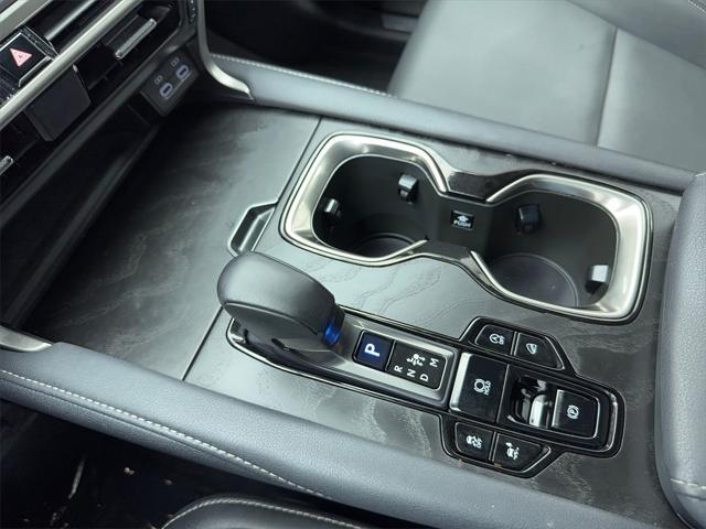 Photo of 2023 Iridium Lexus RX 350