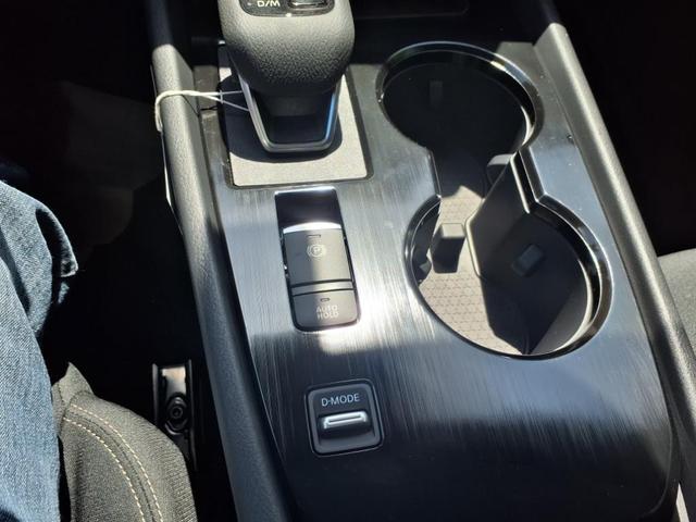 Photo of 2025 Scarlet Ember Nissan Rogue