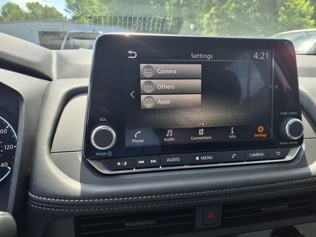 Photo of 2025 Scarlet Ember Nissan Rogue