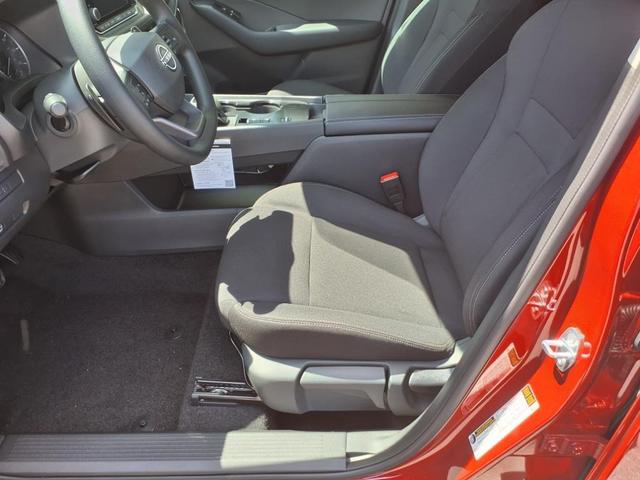 Photo of 2025 Scarlet Ember Nissan Rogue