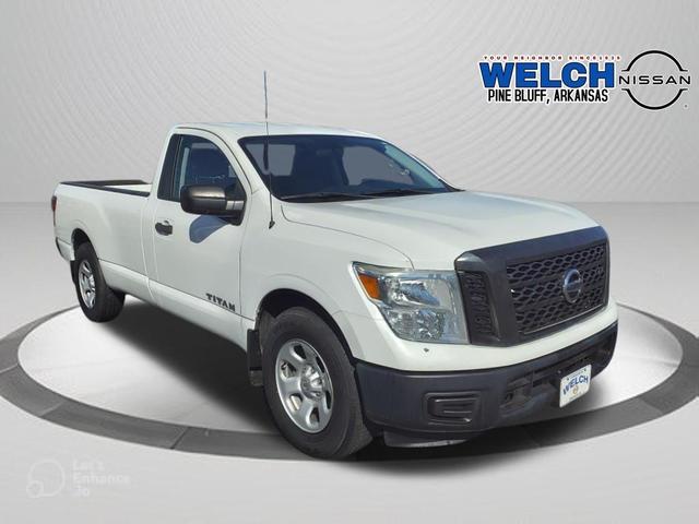 2017 Nissan Titan