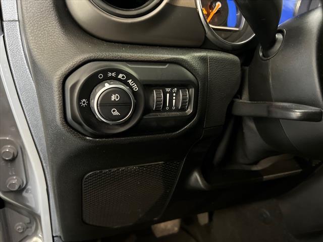 Photo of 2021 Sting Gray Clearcoat Jeep Gladiator