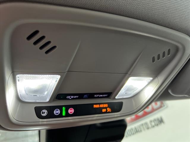 Photo of 2024 White Chevrolet Malibu