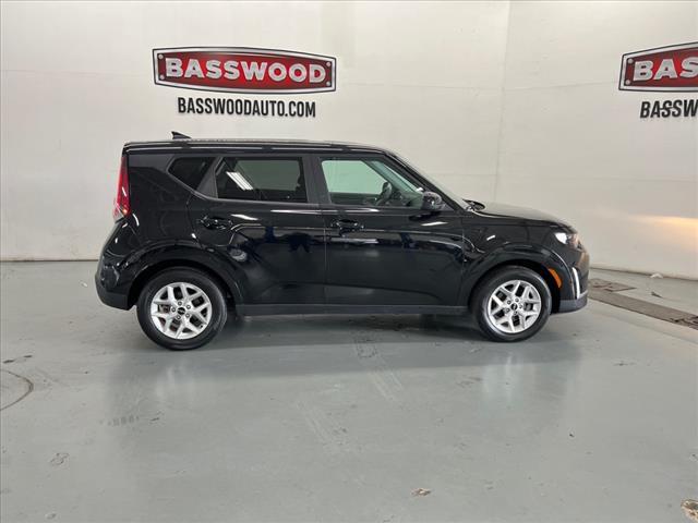 Photo of 2023 Black Kia Soul