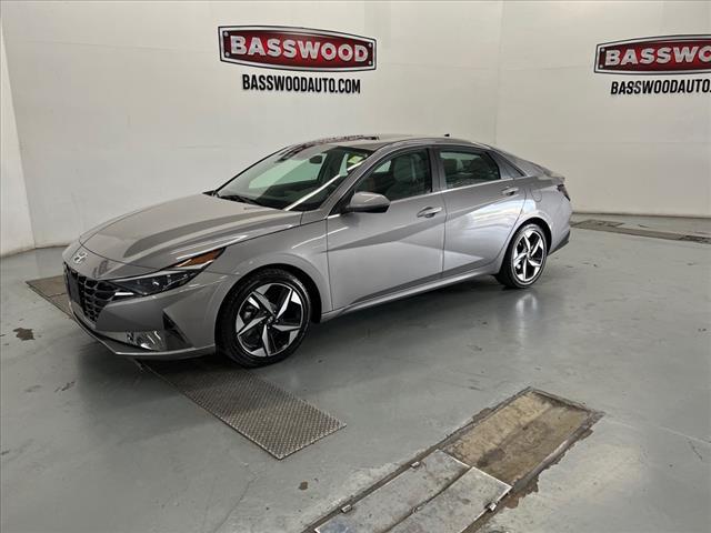 2021 Hyundai Elantra Hev