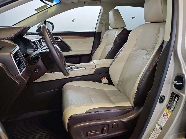 Photo of 2017 Beige Lexus RX 350