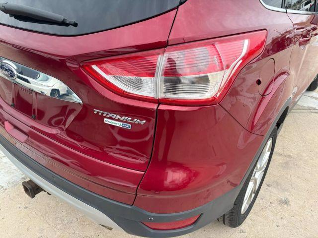 Photo of 2014 Red Ford Escape