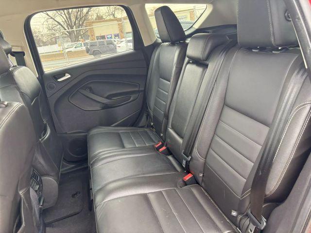 Photo of 2014 Red Ford Escape
