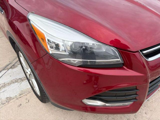 Photo of 2014 Red Ford Escape
