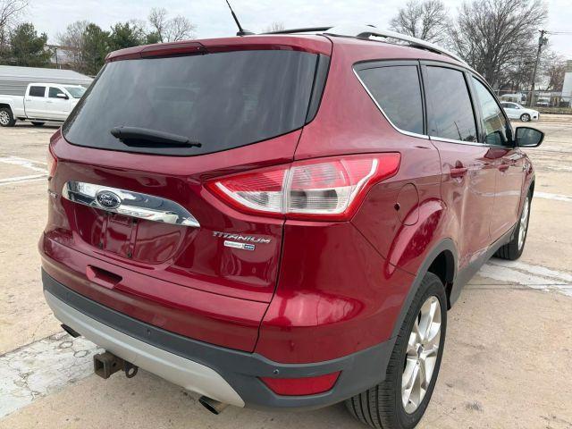 Photo of 2014 Red Ford Escape