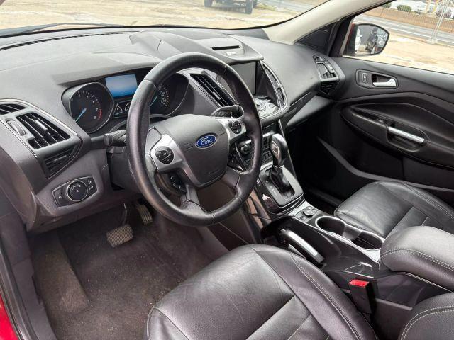 Photo of 2014 Red Ford Escape