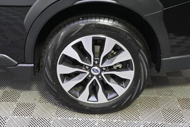 Photo of 2024 Crystal Black Silica Subaru Outback