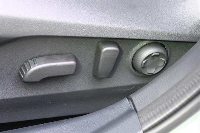 Photo of 2025 Ice Silver Metallic Subaru Outback