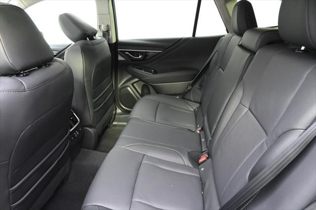 Photo of 2025 Ice Silver Metallic Subaru Outback