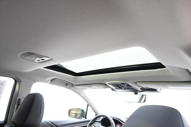 Photo of 2025 Ice Silver Metallic Subaru Outback