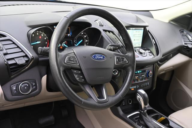 Photo of 2019 Lightning Blue Metallic Ford Escape