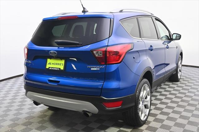 Photo of 2019 Lightning Blue Metallic Ford Escape